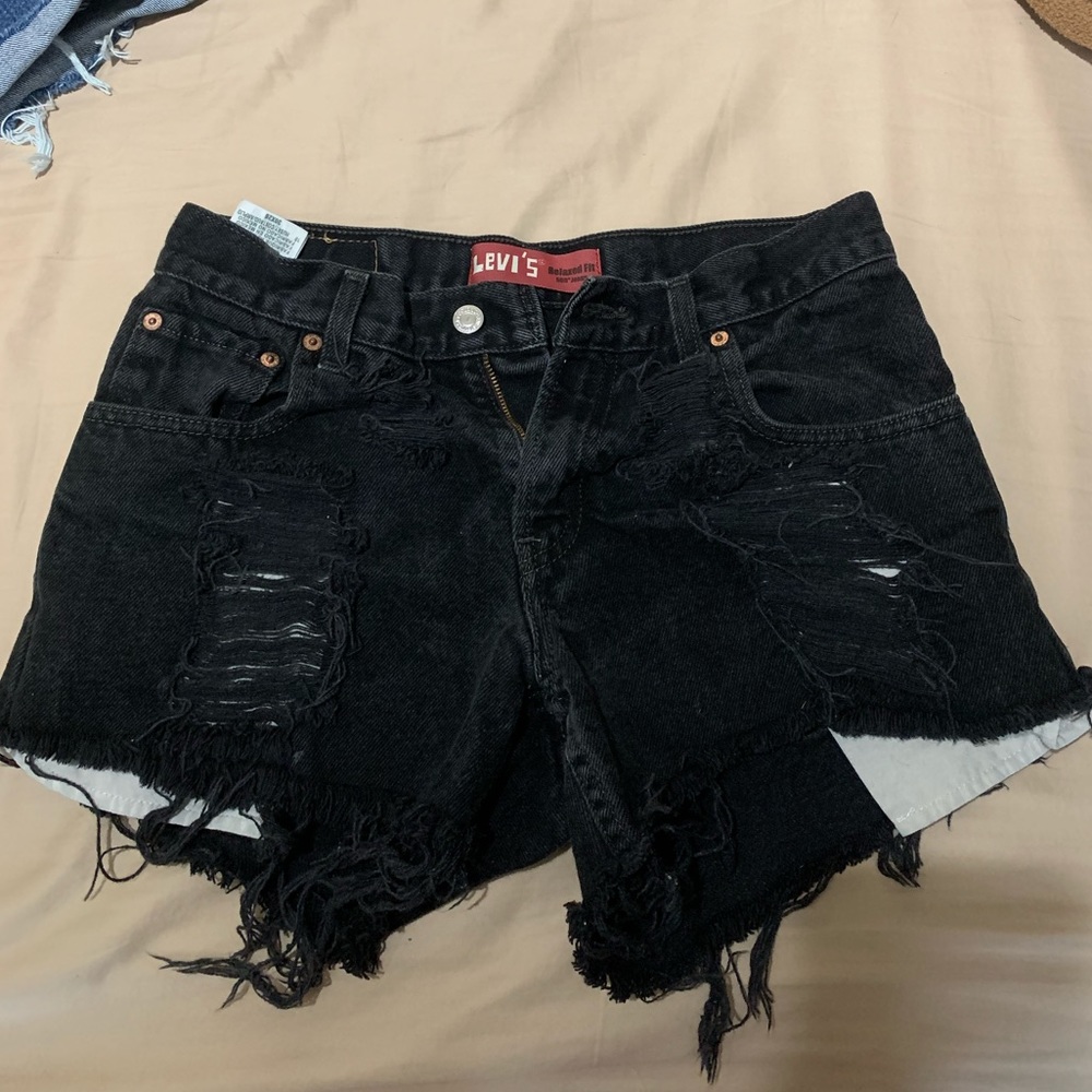 Levi Shorts 550 (SOLD! DON’T BUY PLEASE)